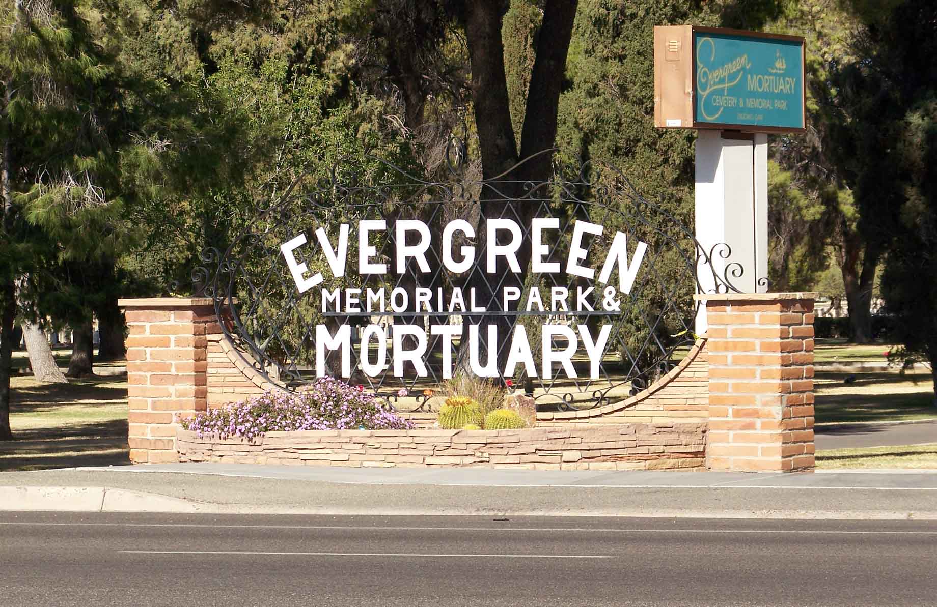 Evergreen Memorial Park